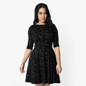 Unique Vintage Stephanie Dress Size L Black Bat Print Fit Flare Retro Halloween